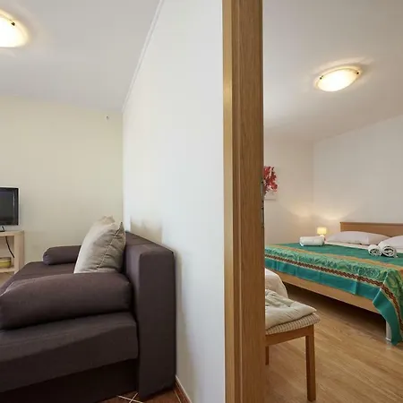 Apartmán 15504b Slatine